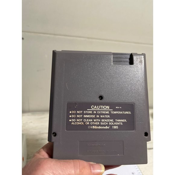 Teenage Mutant Ninja Turtles NES game circa 1985 - Picture 2 of 2